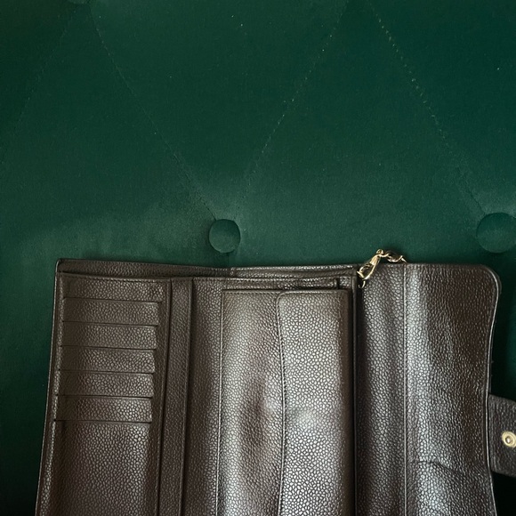 EUC!!! Classic Flap Wallet Crossbody Bag Quilted Caviar Mini - Picture 5 of 12